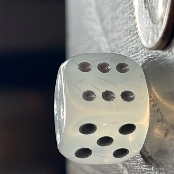 Monopoly Revolution 2010 Replacement Pieces Tokens/Movers Lot Of 6 Plus 2 Dice - Picture 7 of 7